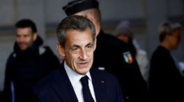 Nicolas Sarkozy reclama un primer ministro conservador porque «Francia es de derechas»