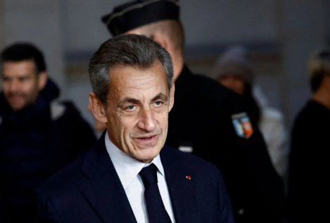 Nicolas Sarkozy reclama un primer ministro conservador porque «Francia es de derechas»