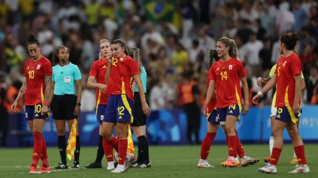 La selección de fútbol femenino se queda sin medalla tras fallar un penalti en el último minuto