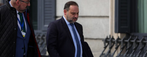 El PP fuerza al Gobierno a explicar en el Senado los viajes de Jesica con Ábalos