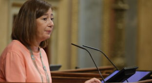 Armengol se gasta 6.000 euros para que Rozalén amenice el día de las lenguas