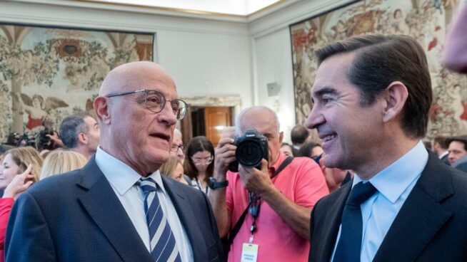BBVA y Sabadell especulan con el pánico a las pérdidas para ganar la batalla de la opa