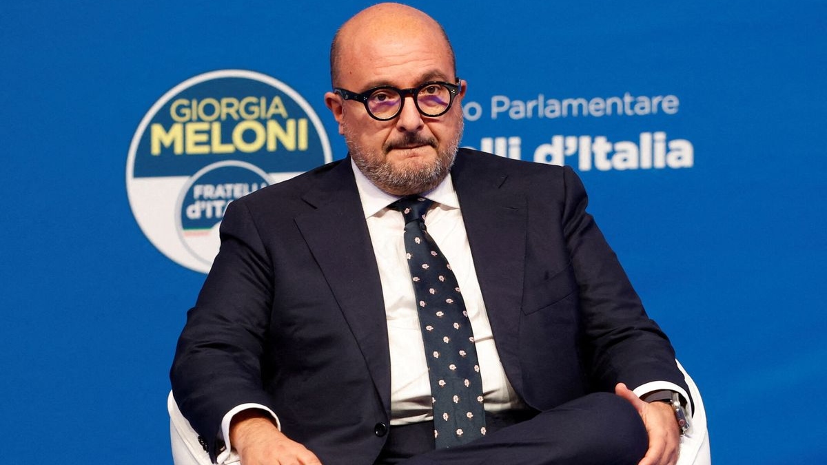 Dimite el ministro italiano de Cultura tras descubrirse que tenía una amante ‘influencer’