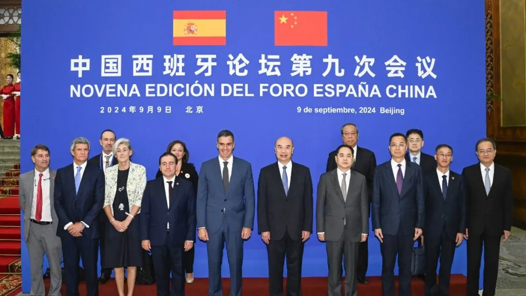 
Pedro Sánchez  durante su visita a China esta semana. El gigante asiático fue uno de los protagonistas del 'informe Draghi' (Zhang Ling / Xinhua News).