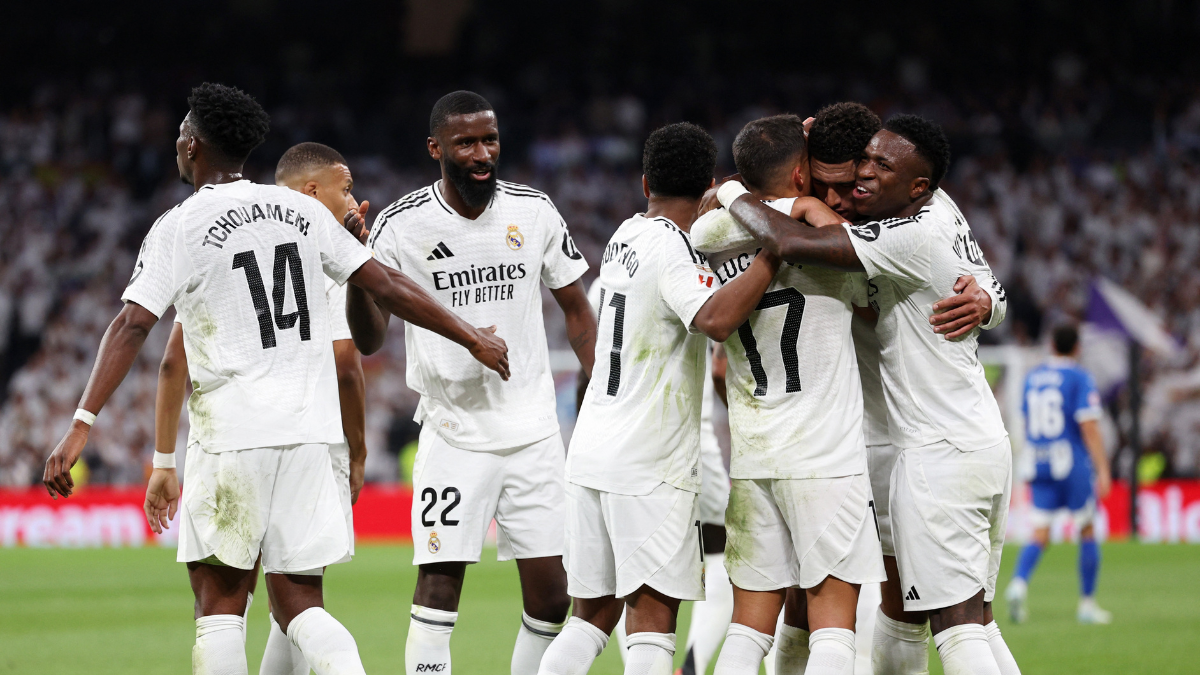 El Real Madrid recupera su mejor versión ante el Alavés pese a terminar pidiendo la hora