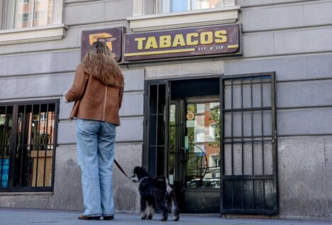 Hacienda se ha embolsado ya este año 3.700 millones con el tabaco, un 2% más que en 2023