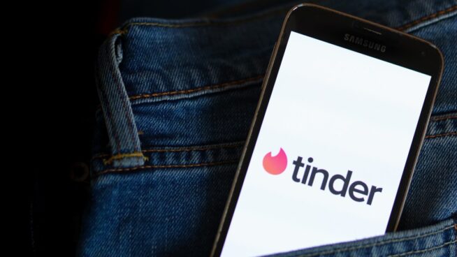 ¿Tiene Tinder los días contados? El regreso de la discoteca como forma de ligar