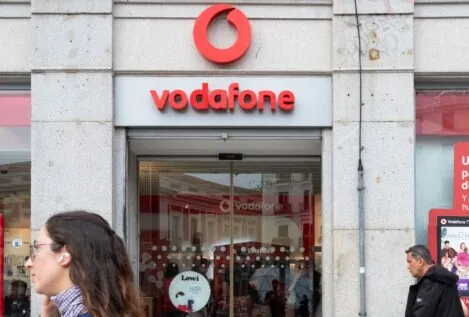 Vodafone ampliará hasta los 13 millones de hogares el alquiler de fibra a Telefónica