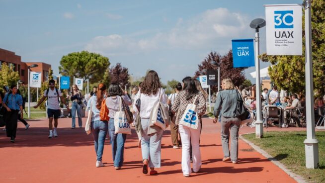 La UAX inaugura el curso académico 2024/2025, conmemorando su 30 aniversario