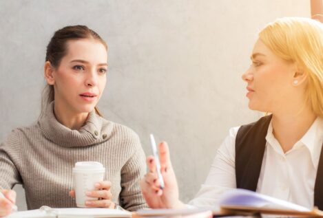 ¿Qué actitudes definen a las personas envidiosas? Un psiquiatra nos lo resuelve