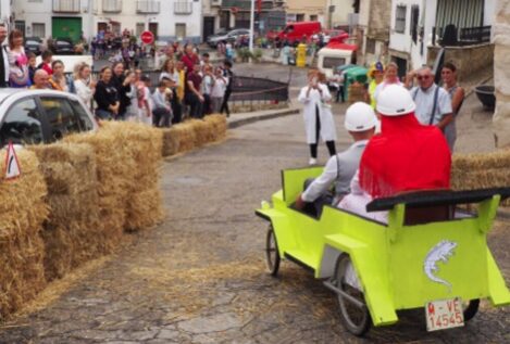 La Feria de Movilidad Sostenible de Palencia reúne la I carrera de 'Autos Locos' en la comarca