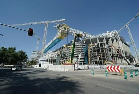 El Ayuntamiento exigirá al Real Madrid que paralice las obras del parking en el Bernabéu