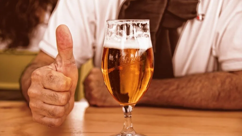 cerveza sin filtrar beneficios salud canva