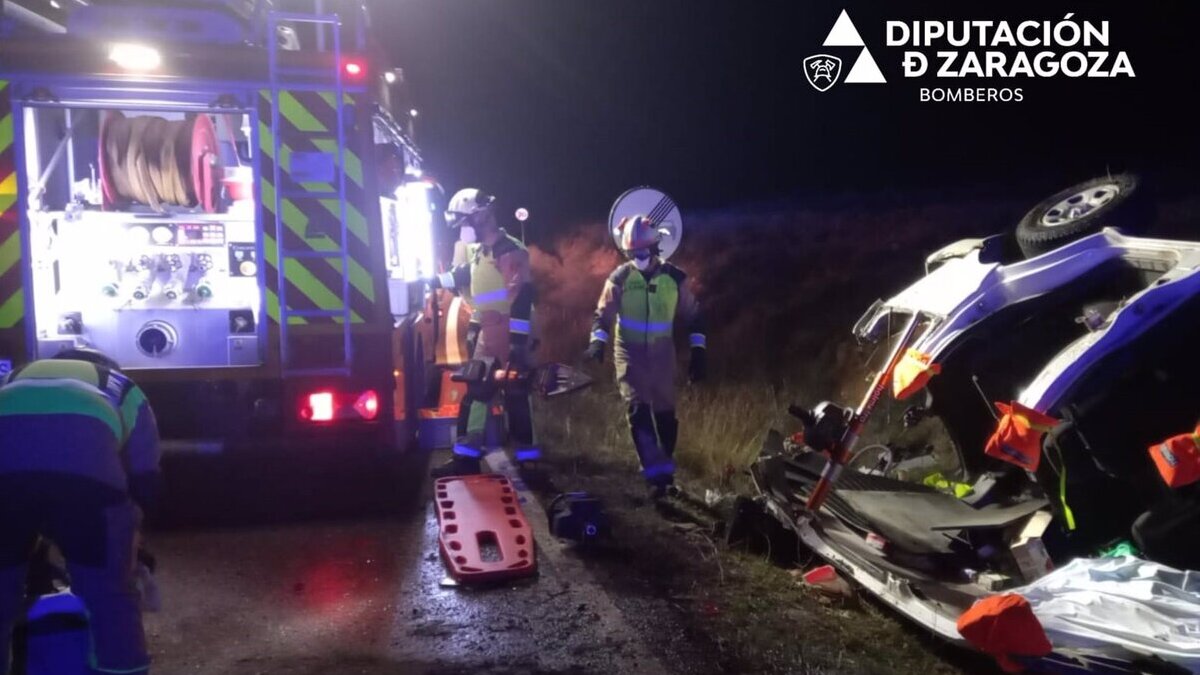 Muere un conductor tras salirse de la vía en la A-2306 entre Moyuela y Azuara (Zaragoza)