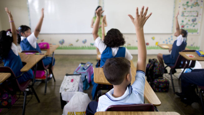 Vamos a contar mentiras