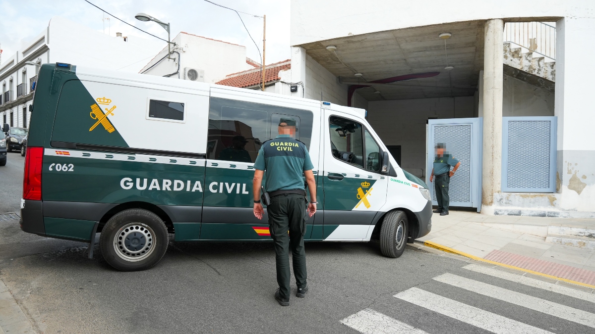 Envían a prisión a los cinco policías detenidos en un operativo antidroga en Sevilla