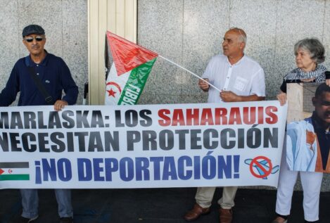 Interior deportará a Marruecos a diez activistas saharauis que pidieron asilo en Barajas