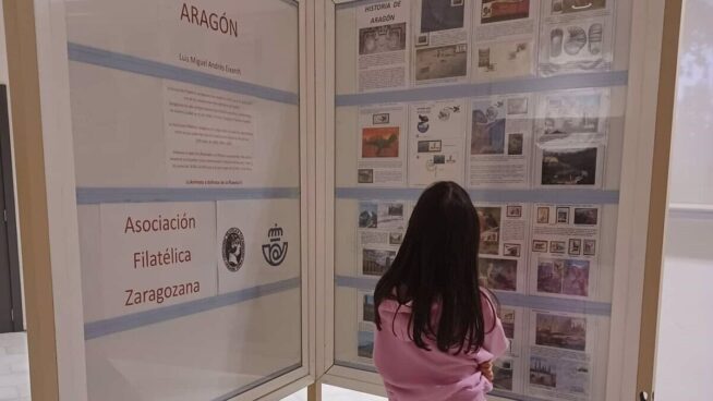 La oficina de Correos de Zaragoza renueva su 'expo' filatélica que recorre la historia de Aragón