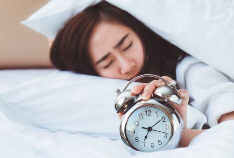 La única clave para levantarse a la primera y dejar de posponer la alarma