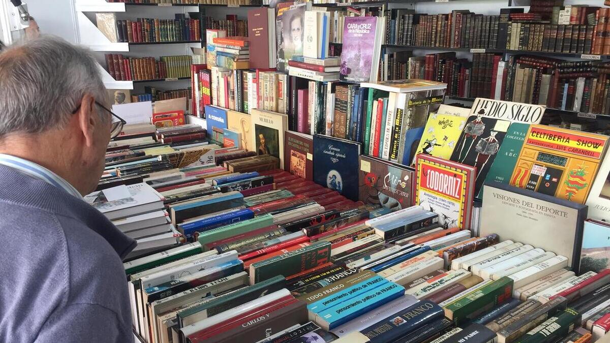 Más de 30 librerías participan en la Feria de Otoño del Libro Viejo y Antiguo de Madrid