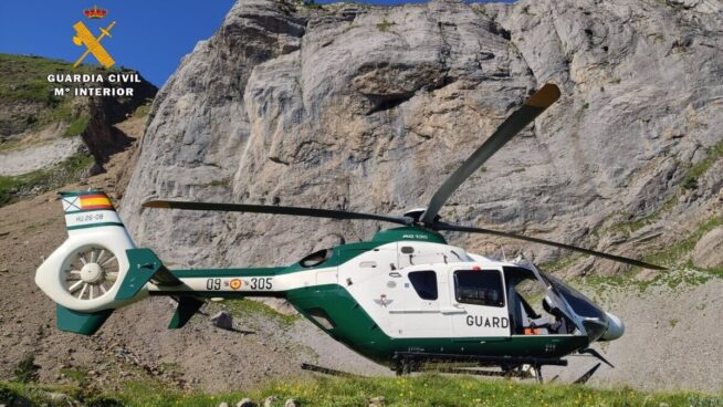 Rescatados dos alpinistas belgas perdidos en una zona peligrosa de Picos de Europa