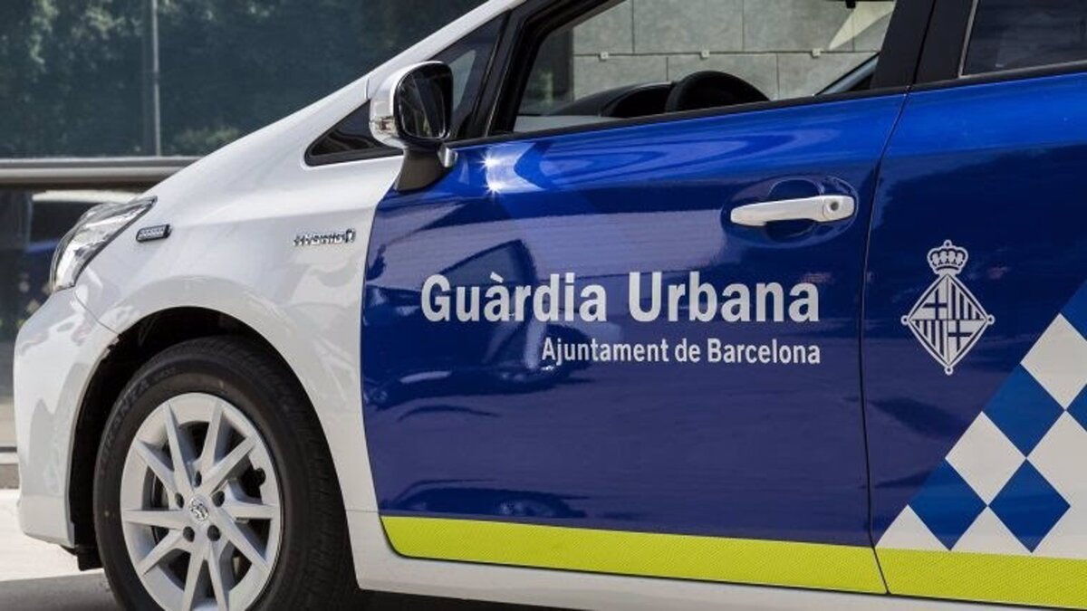 Muere un motorista de 50 años en un accidente de tráfico en Sarriá-San Gervasio (Barcelona)