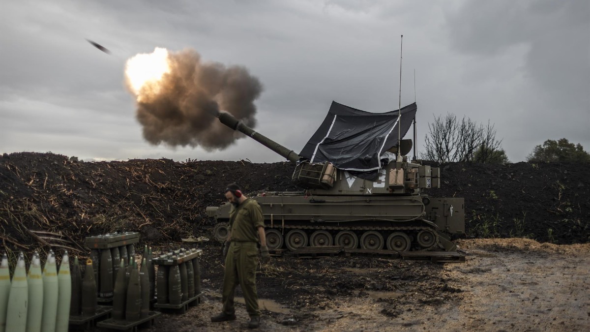 Israel bombardea las sedes financieras de Hezbolá