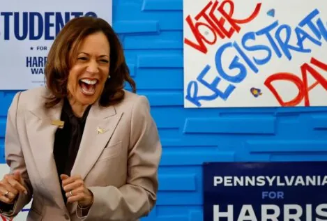 La FED vota a favor de Kamala Harris