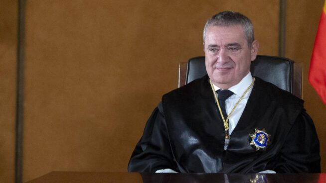 Macías denuncia la «irregular» composición del TC que avaló apartar a Campo de la amnistía