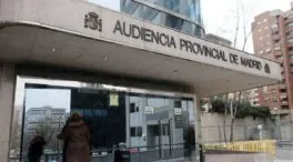 Piden seis años de cárcel para una madre que estranguló con una cuerda a su hija en Madrid