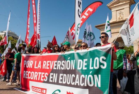 Unos 7.000 docentes de Castilla-La Mancha salen a manifestarse en pleno inicio escolar