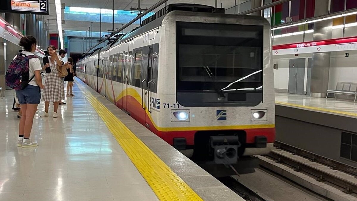 Los viajes en metro en Palma crecieron un 22% en julio y los de autobús aumentaron un 16%