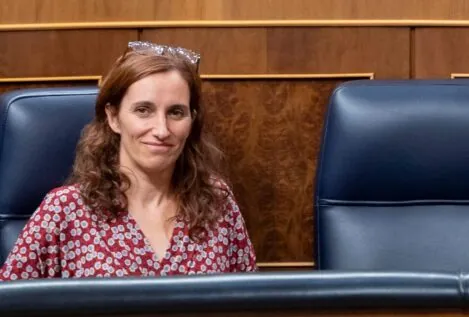 Mónica García provoca a los médicos de Ceuta y Melilla al negar la crisis sanitaria