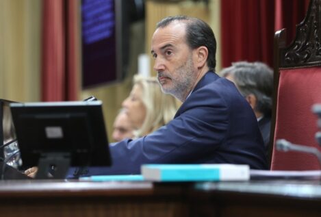 El presidente del Parlament balear de Vox niega ante el juez haber cometido delito de odio