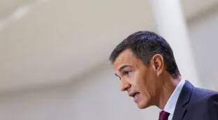 Sánchez asegura que nunca habló con Aldama: «Uno no elige con quién se hace una foto»