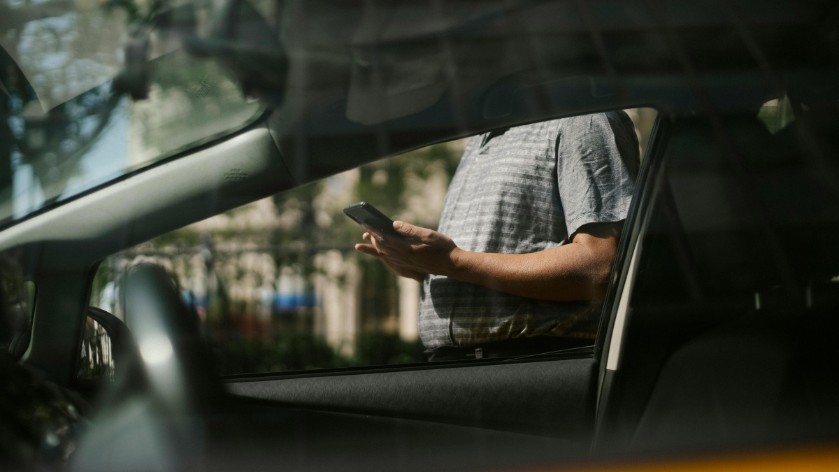 Las mejores historias de coches robados contadas por el tipo que los encuentra