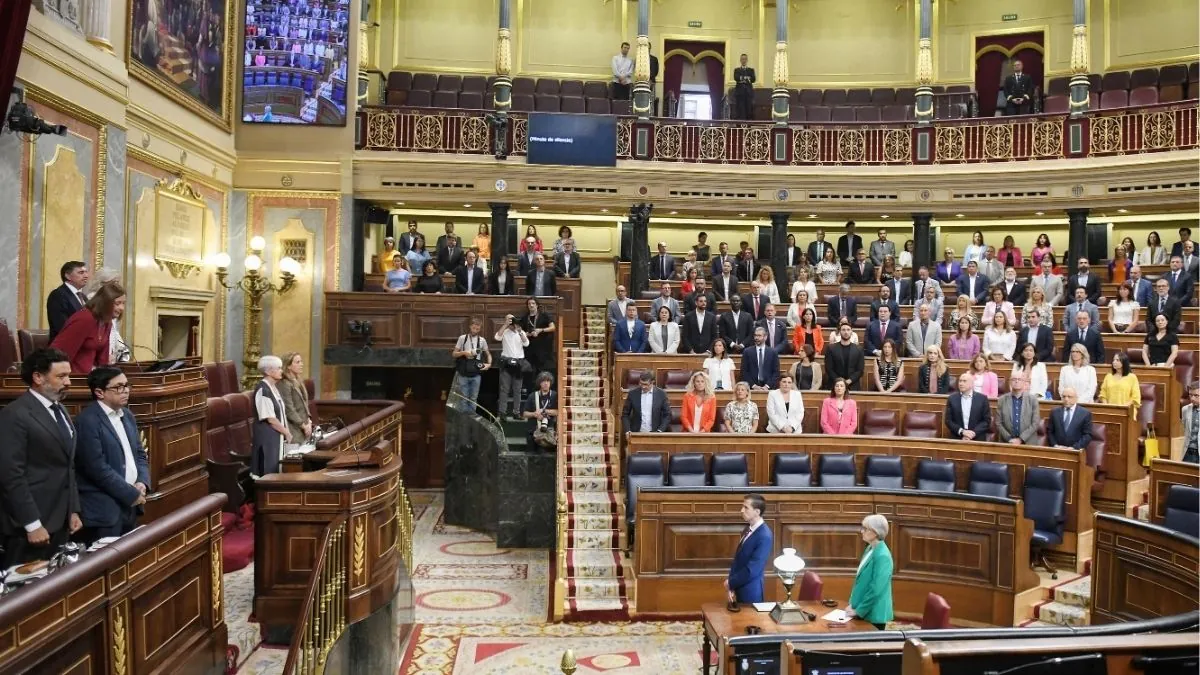 El presupuesto del Congreso bajará en 2025 por primera vez en una década