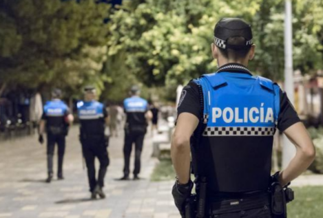 Interceptados en Tudela (Navarra) dos hombres ebrios que robaron 20 euros de un coche abierto