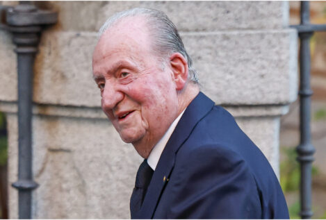 El rey Juan Carlos llega a Sangenjo para participar en las regatas