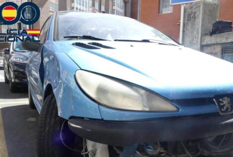 Detenida una mujer ebria y drogada tras sufrir un accidente con un coche robado en Ávila