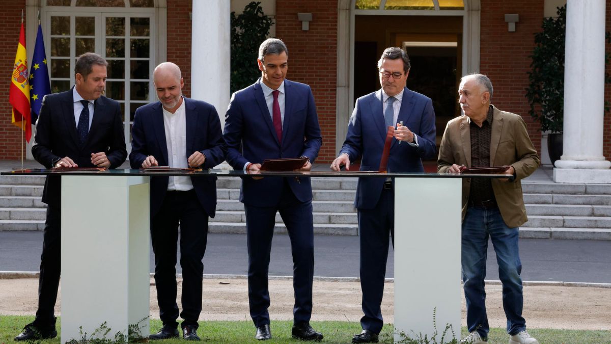 Pedro Sánchez sella un nuevo acuerdo en materia de pensiones con patronal y sindicatos