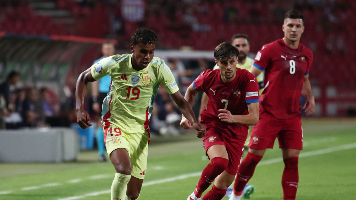 España se queda sin gol ante Serbia