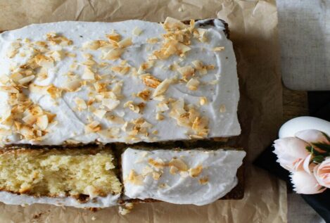 Esta es la receta de la tarta de coco que es super fácil de hacer