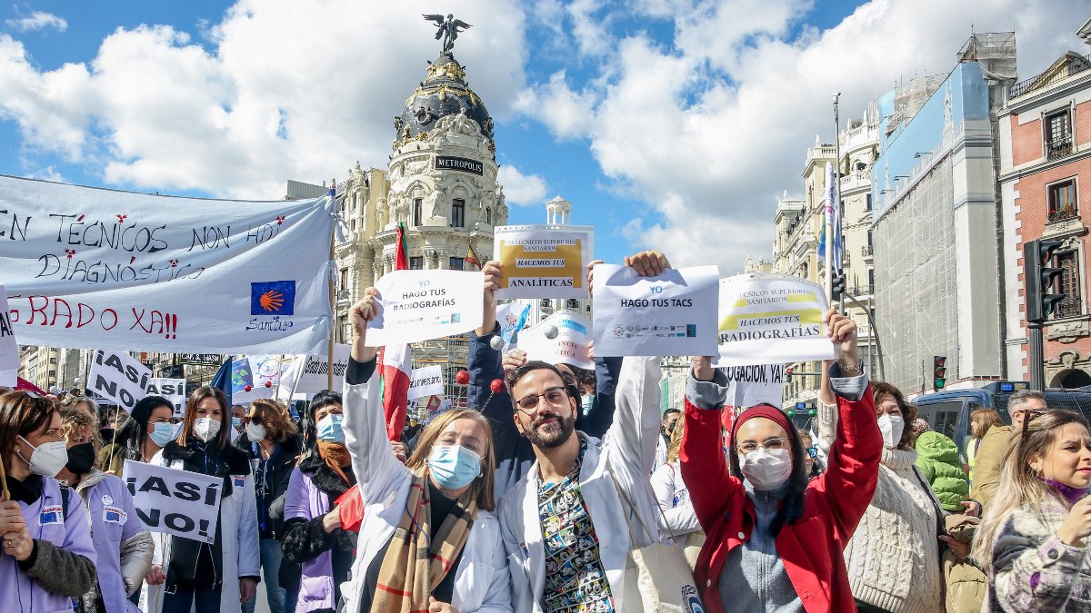 El Gobierno discrimina a los técnicos sanitarios del Estado en su nueva ley de función pública 