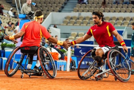 Martín de la Puente y Dani Caverzaschi ganan un bronce histórico en el tenis en silla de ruedas