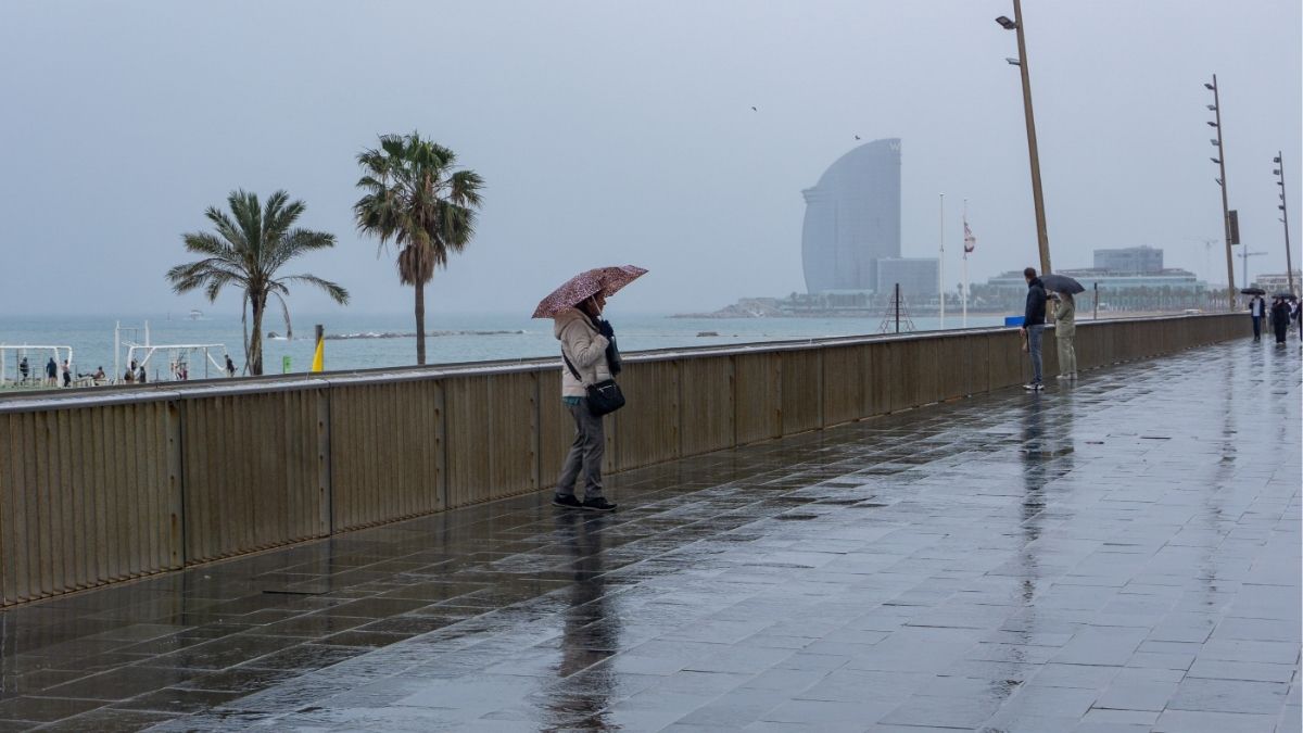 ‘Aitor’, primera borrasca de gran impacto de la temporada, trae vientos y lluvia intensa