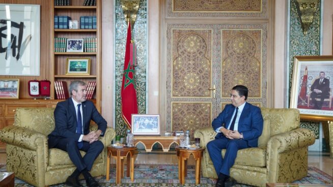 Clavijo «asume» el Sahara marroquí y provoca un terremoto en el nacionalismo canario