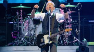 Springsteen apoya a Kamala Harris y acusa a Trump de poner EEUU al filo de la guerra civil