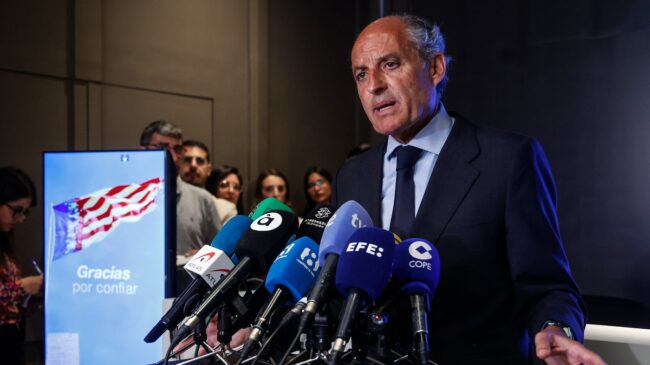 Camps destapa cargos irregulares en la tarjeta de combustible asociada a su coche oficial