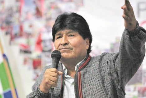 Evo Morales denuncia disparos contra su coche y que su chófer ha resultado herido